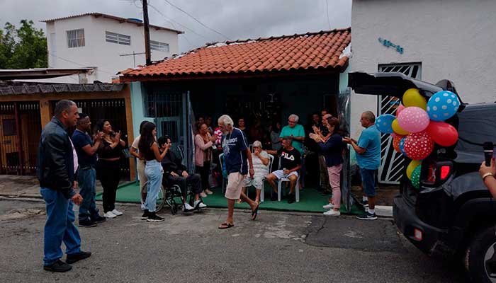 Carro de Som em São Miguel