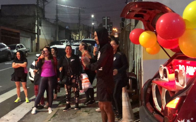 Homenagem ao Vivo com Carro de Som em Mogi das Cruzes