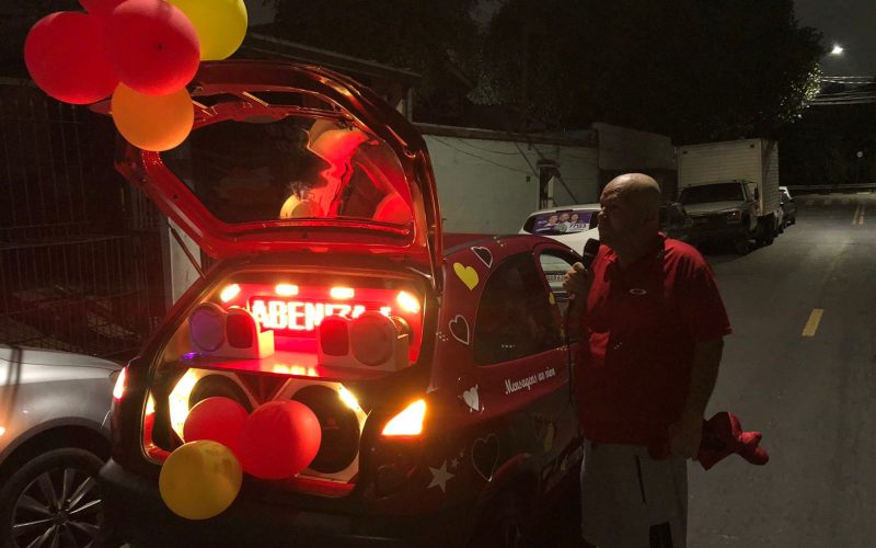 Homenagem ao Vivo com Carro de Som em Osasco