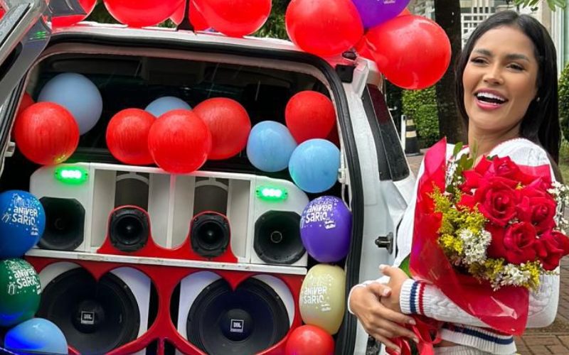 Fotos da Homenagem ao Vivo para a Flay (ex Big Brother Brasil)