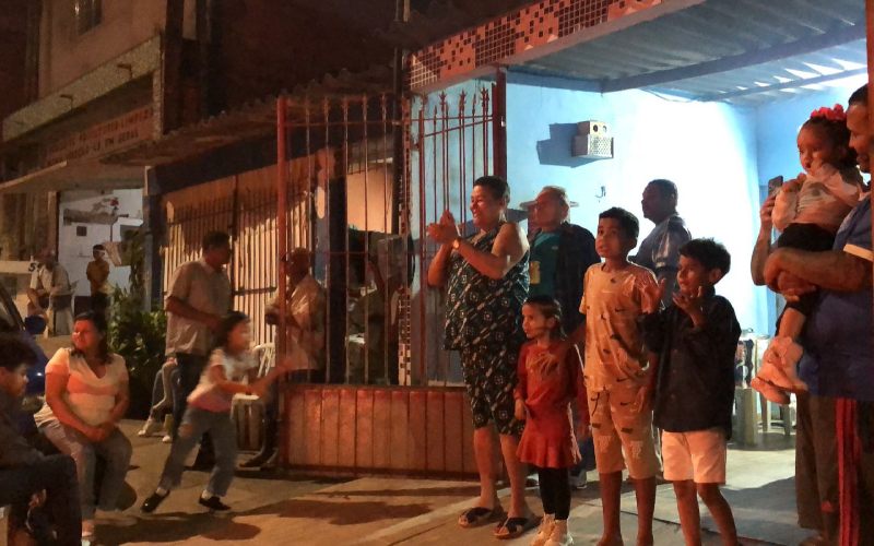 Homenagem ao Vivo de Aniversário em Guarulhos