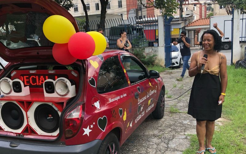 Carro de Homenagem em Carapicuíba