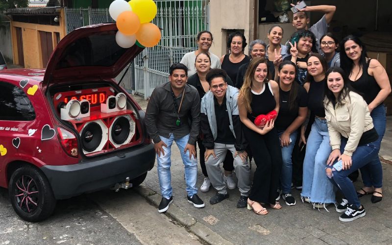 Carro de Homenagem na A E Carvalho