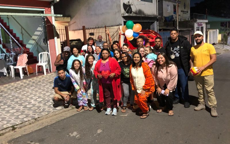 Carro de Mensagem emocionante de aniversário para Mãe