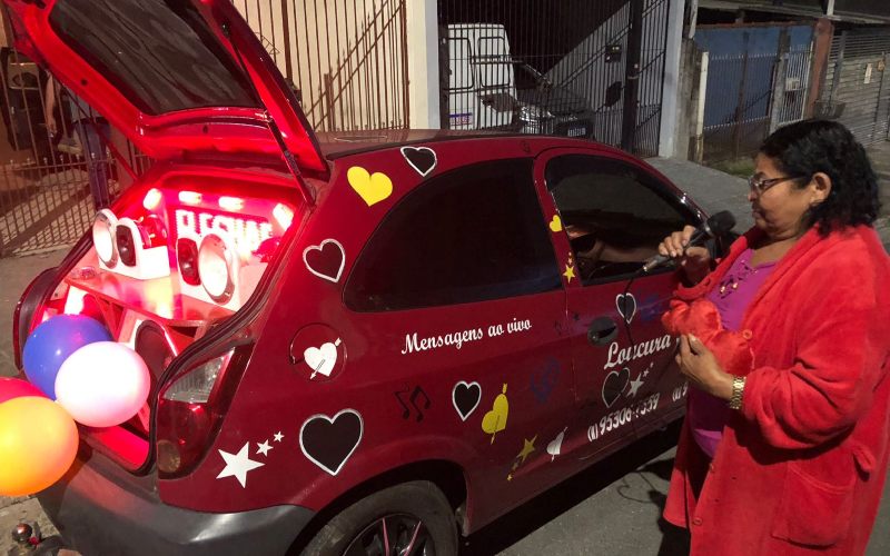 Carro de Mensagem emocionante de aniversário para Mãe