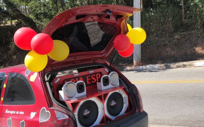 Homenagem Surpresa de Aniversário para Namorada